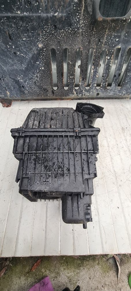 Carcasa filtru aer,debitmetru,scut motor,vas lichid peugeot 307,2.0 D