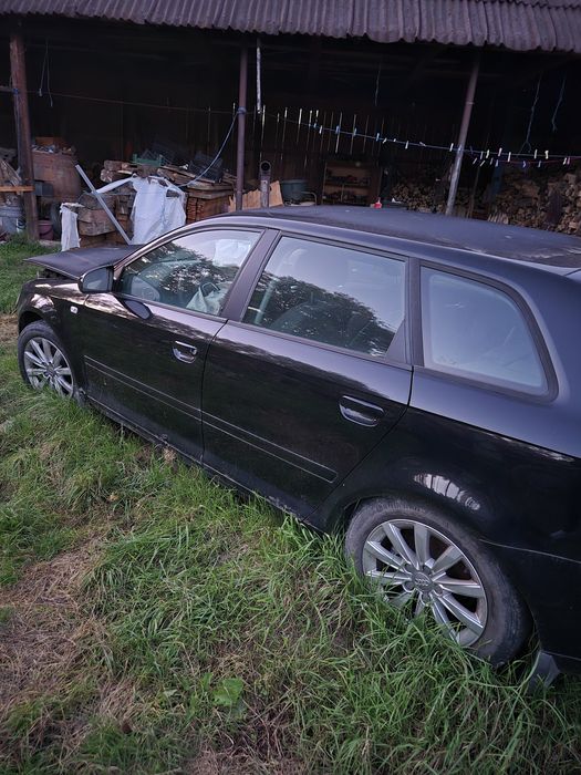 Vând Audi a3 pentru dezmembrat
