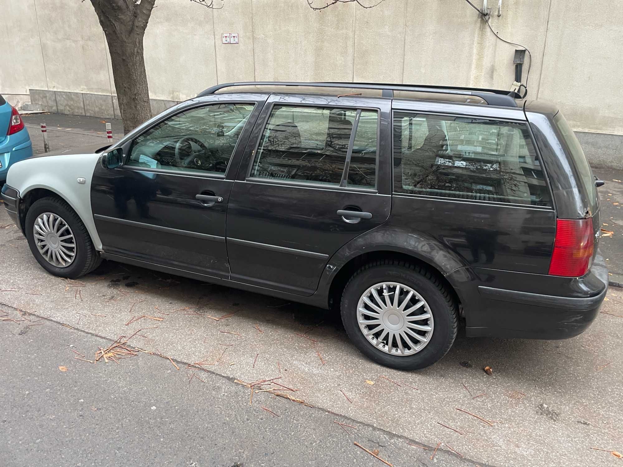 Licitatie publica-Volkswagen model Golf Variant, an fabricație 2001