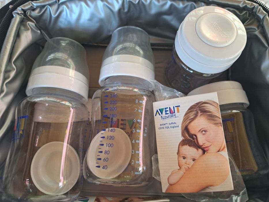 Set călătorie pompa san manuala și accesorii Avent