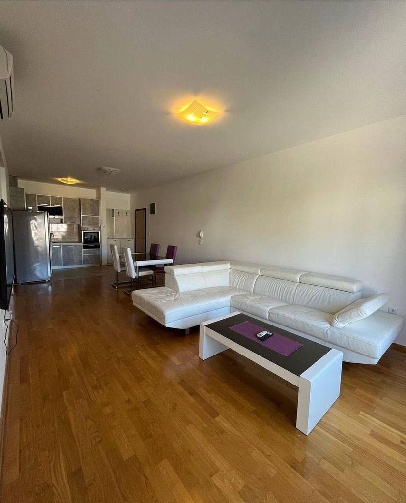 Продава се Двустаен апартамент в София, Надежда 2 - 67 кв.м за 1553 €/кв.м - Снимка #2