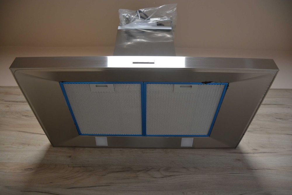 Абсорбатор 90 см AEG DBB4950M монтаж към стена