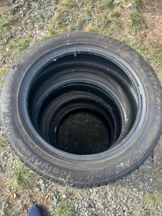 Продам шины на 17.Триенжл 4 штуки.