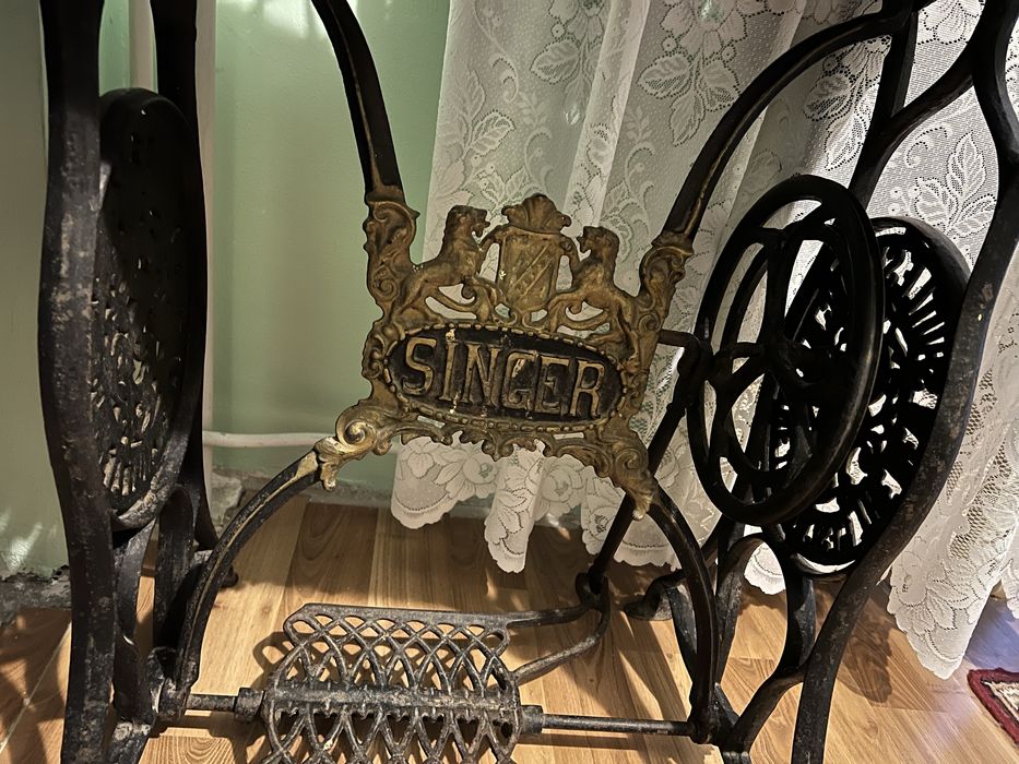 Vind Mașină de cusut Sunger.