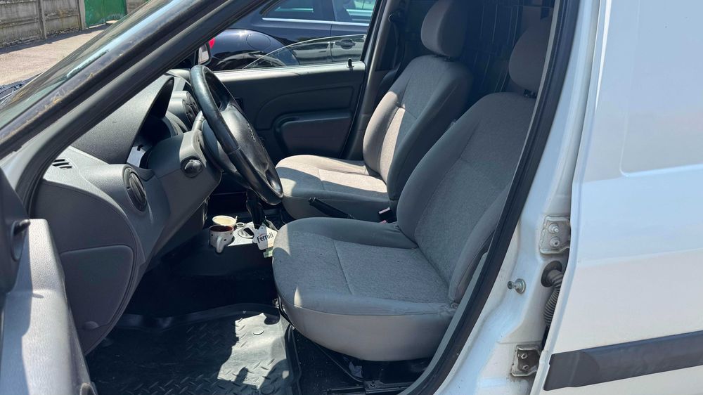 Dacia Dokker VAN 1.5dCi 90CP 2012 228.000 km consum 4% stare f buna