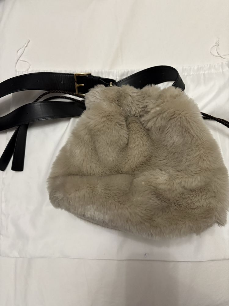 чанта Furla бежова с тъмнокафяви аксесоари