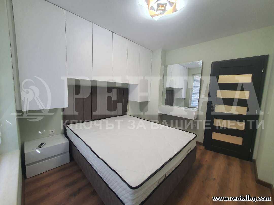 Продава се Двустаен апартамент в Пловдив, Южен - 80 кв.м за 1550 €/кв.м - Снимка #9