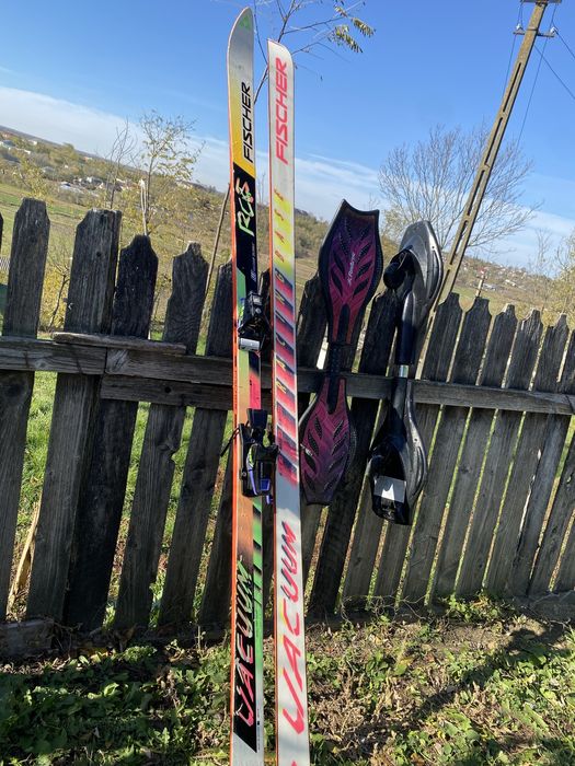 Vand schiuri fischer si skatebord uri