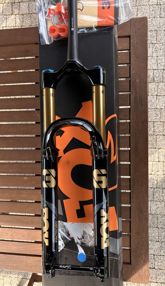 2025 Fox 36 Factory Grip X нова вилка за велосипед