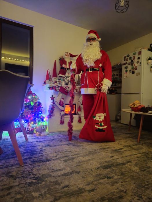 Mos Craciun de inchiriat