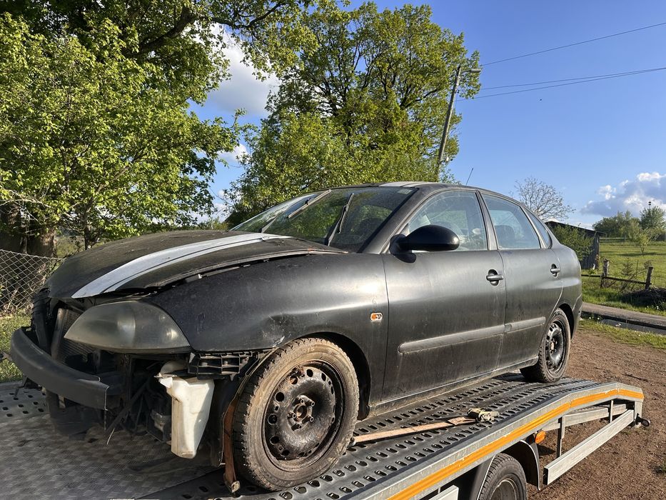 Dezmembrez seat cordoba