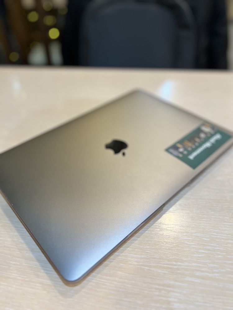 Macbook Air 13 (2019)