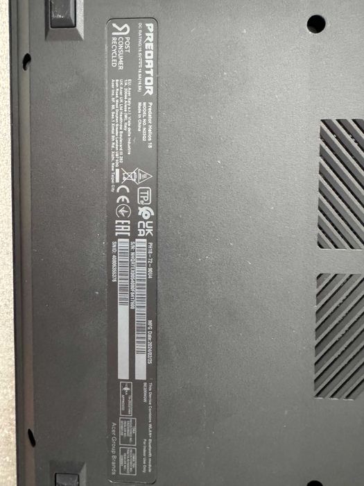 ACER Predator Helios 18 PH18-72-90U4 (RTX 4080)