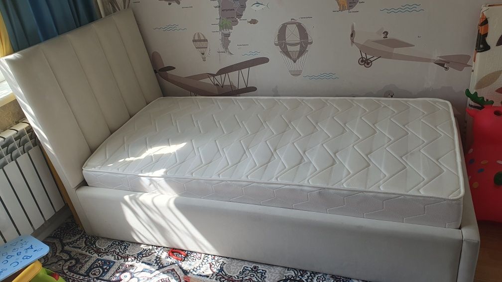 Продам детскую кровать