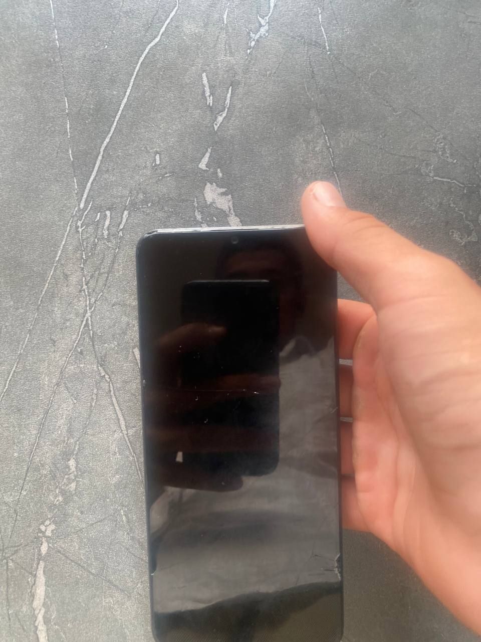 Realmi note 50.  256 gb