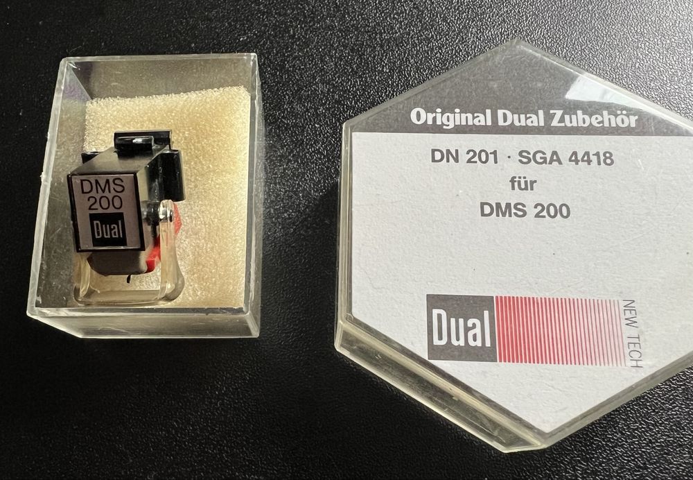 Доза Dual DMS200 и чисто нова, неразопакована игла DUAL DN201