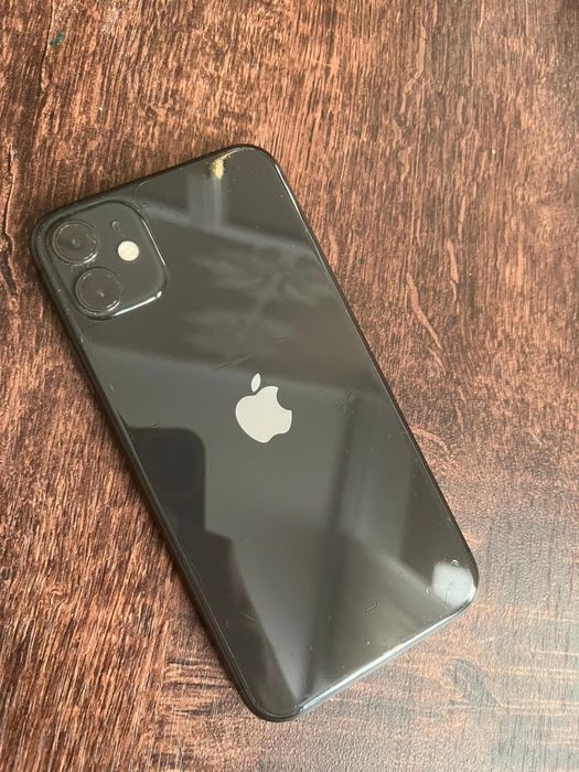 Iphone 11  64gb в идеальном сост