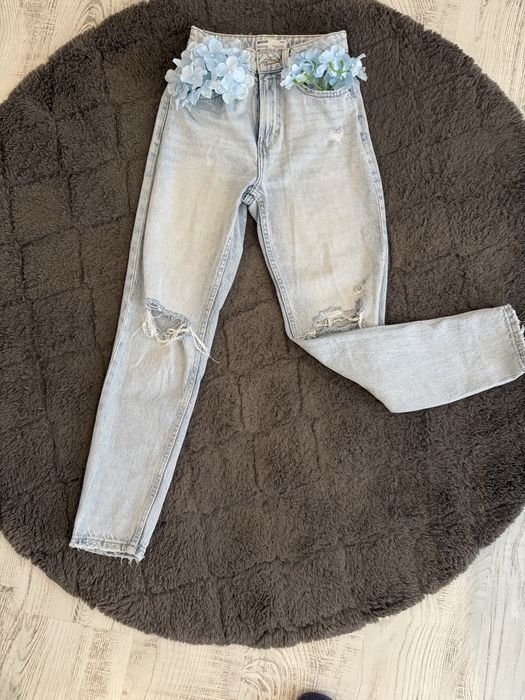 Дънки Mom Fit Bershka