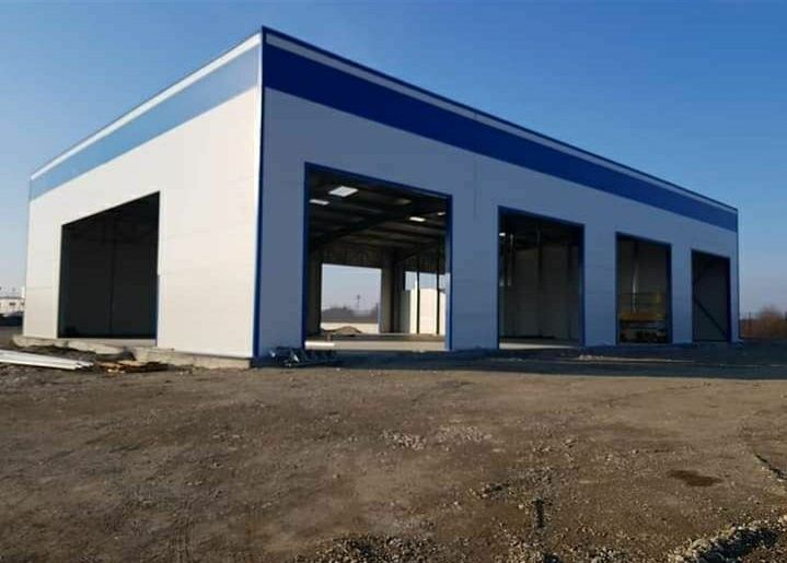 Vând hală metalică 10 X 20