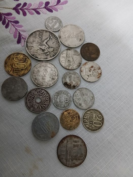Monede si bancnote vechi de colecție