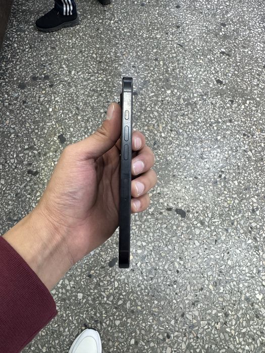 Iphone 16 pro 256 99% Black Qora ideal