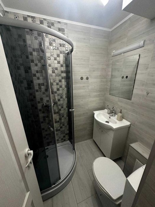 Inchiriez apartament cu o camera, zona Calea Buziasului