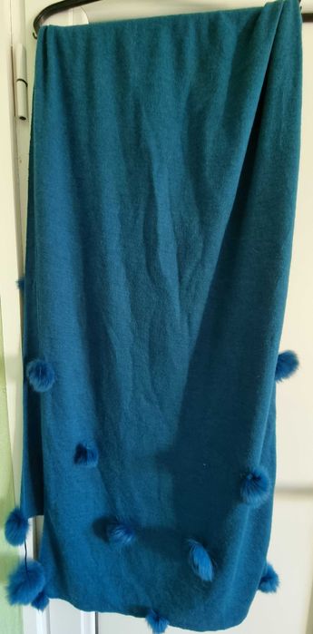 Дамски мек електриков шал