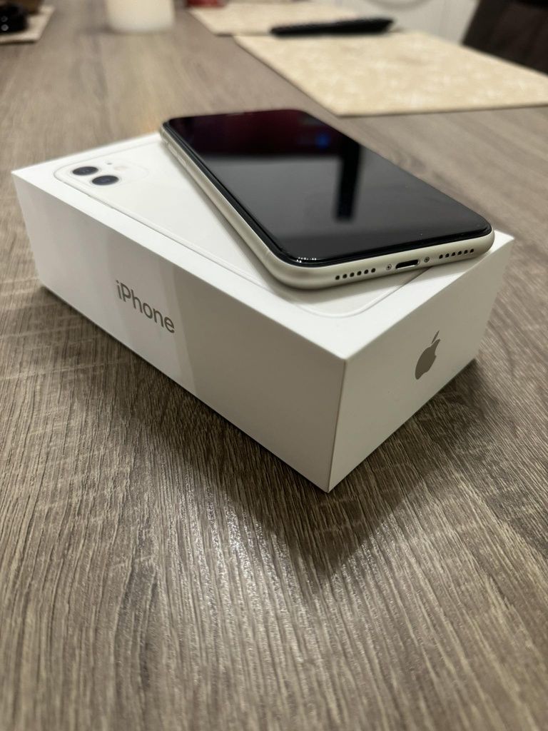 Apple iPhone 11, 64GB