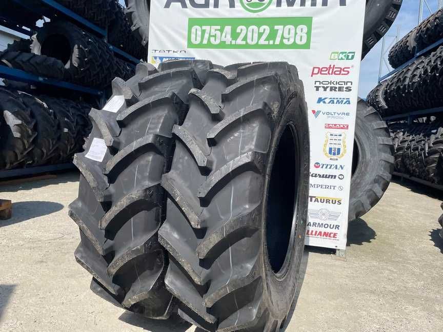 Cauciucuri noi radiale 420/85R34 pentru tractor spate marca CEAT