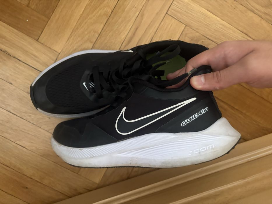 Продавам обувки на Nike , 41 номер (КАТО НОВИ СА)