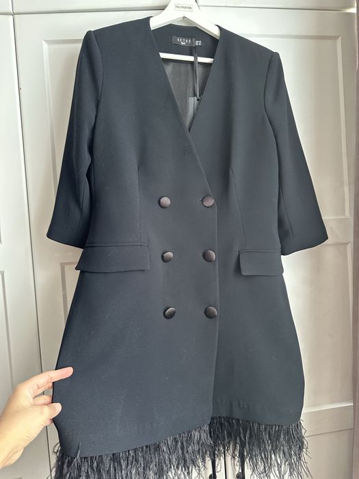 Вечернее платье в пиджачном стиле