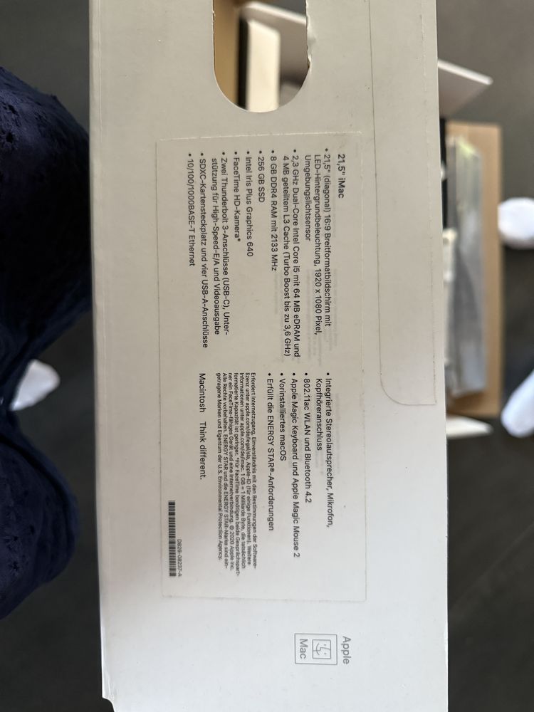 21,5'' iMac 8 GB RAM 256 GB SSD