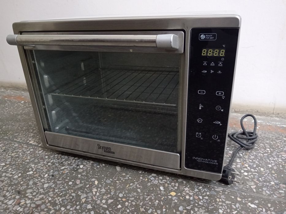 Продаётся Электрическая печь Redmond SkyOven RO-5706S / Wi-Fi