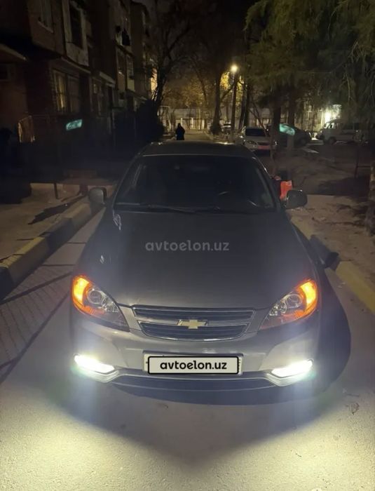 Жетра сотилади.  Автомат каробка. Холати идеал.