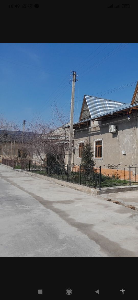 Noturar joy 5 ta xonadan iborat