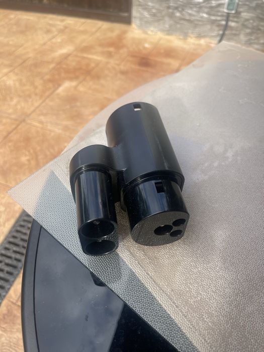 Carlig si adaptor originsle Tesla 3