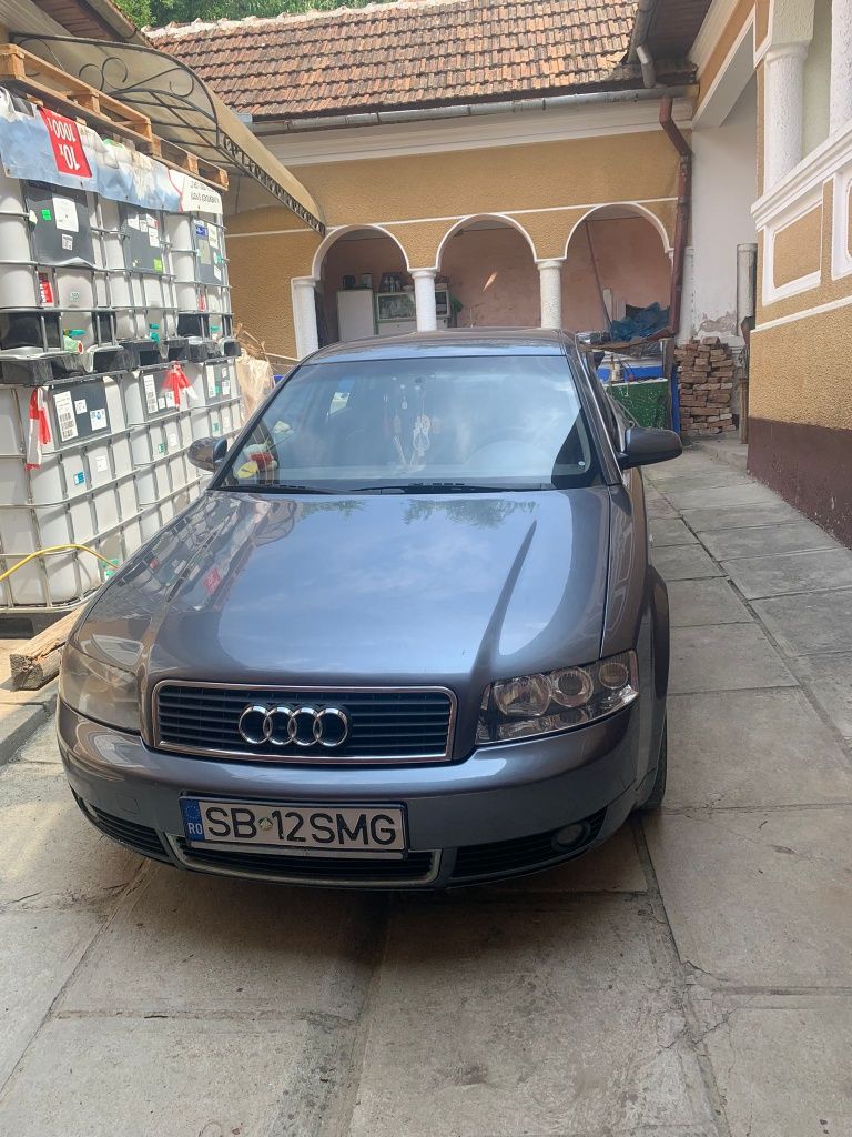 Vând Audi A4 B6 1.9 tdi 2002 6+1
