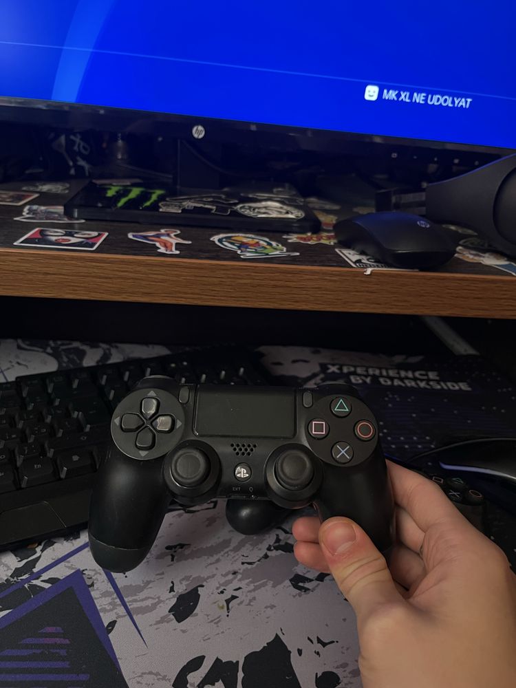 PlayStation 4 slim 500gb