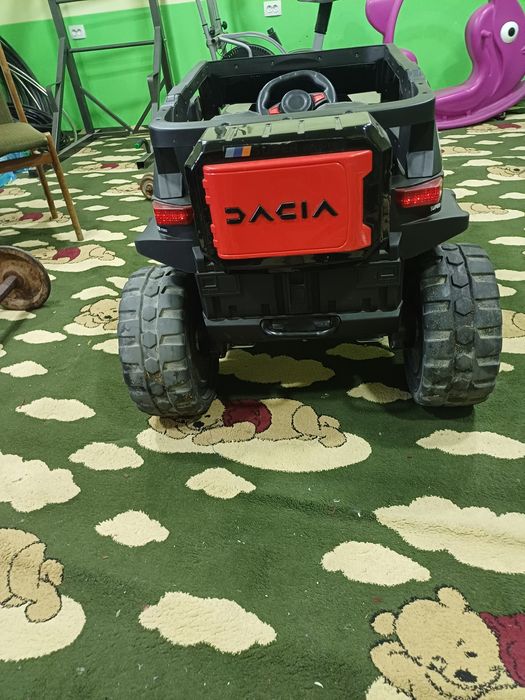 Продам детский машину