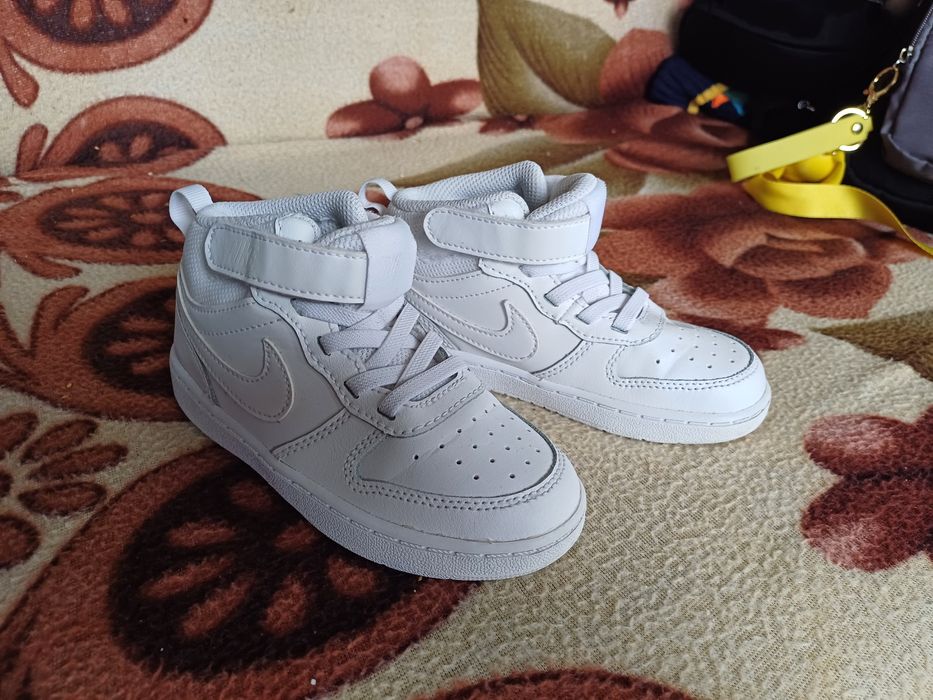 маратонки nike, 26ти номер