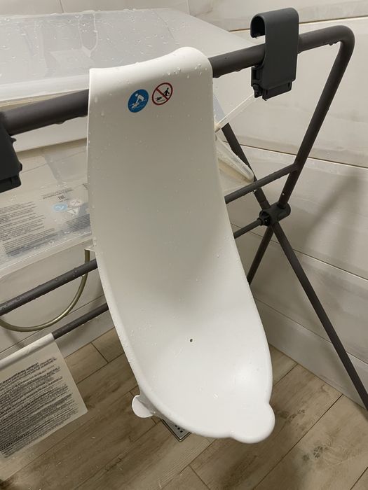 Компактна сгъваема вана със стойка Stokke Flexi Bath