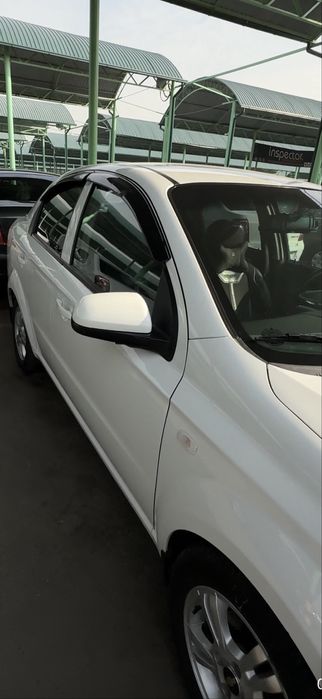 Neksiya 3 a/t 2022 yil 900$