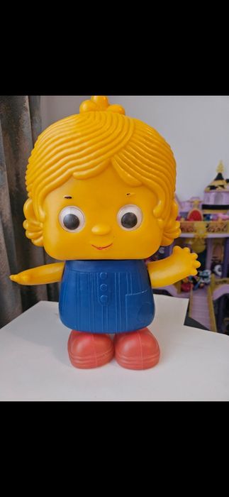 Papusa veche stare foarte bună