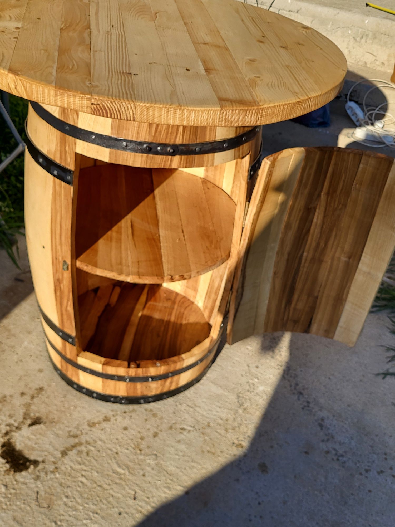 Butoaie lemn dud,stejar, salcâm de diferite dimensiuni