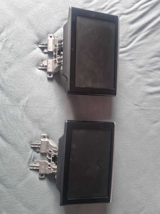 Монитори за задни облегалки на ауди А8 + хедъп дисплей