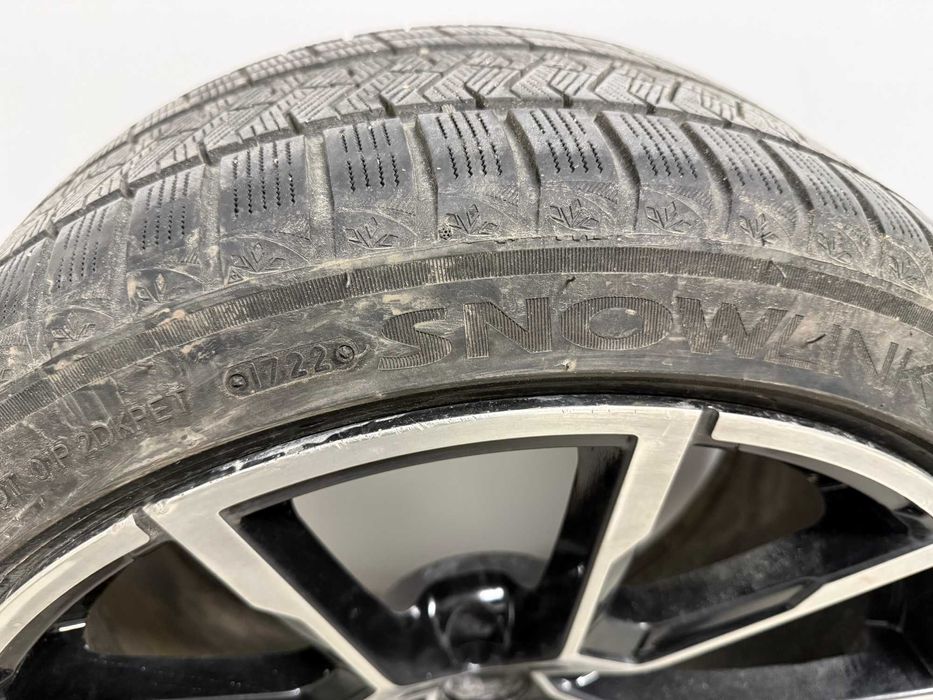 Гуми 245 40 20 и 275 35 20 с джанти 5х120  спорт пакет