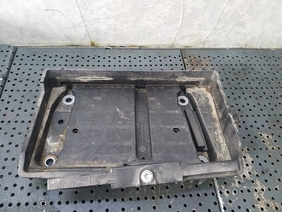 Suport carcasa baterie mercedes c class w205 a2056200018