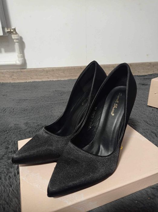 Pantorfi femei cu toc