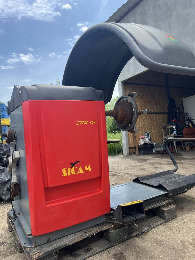 Masina, aparat echilibrat roti camioane, SICAM SBM 850,
