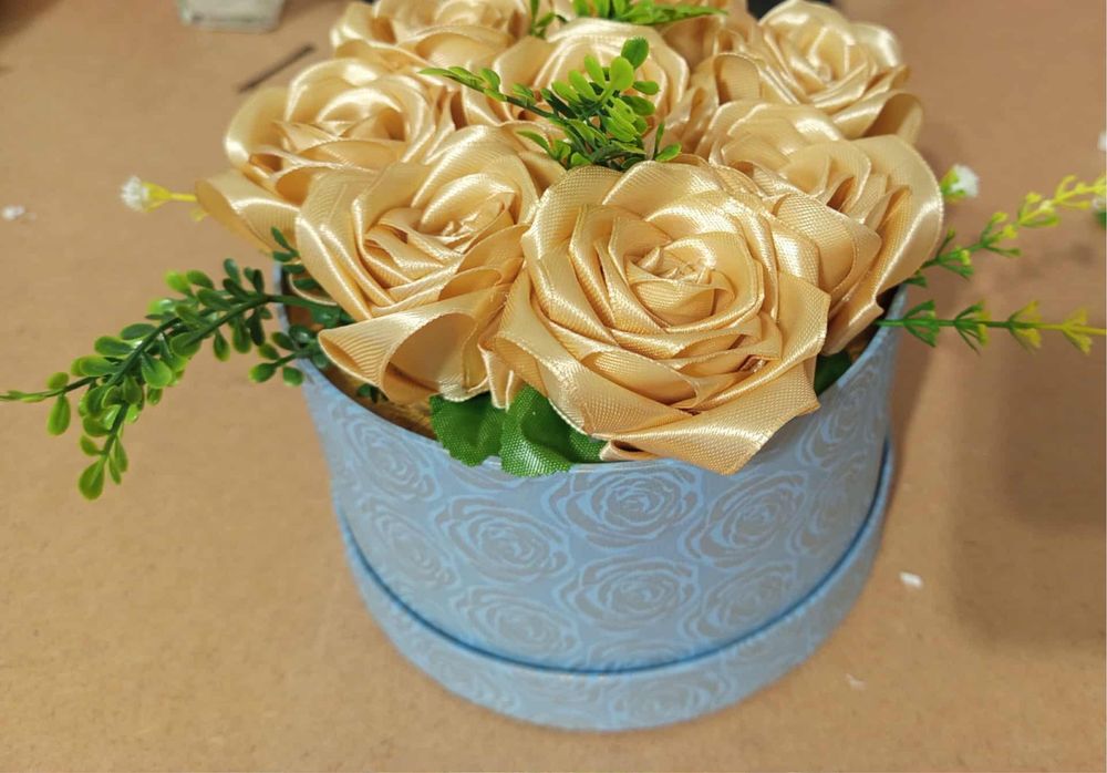 Подарък за всеки повод от сатенени рози